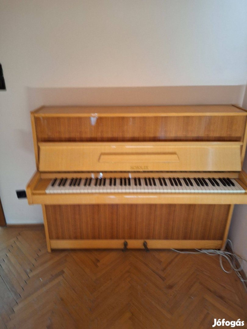 Scholze Pianino