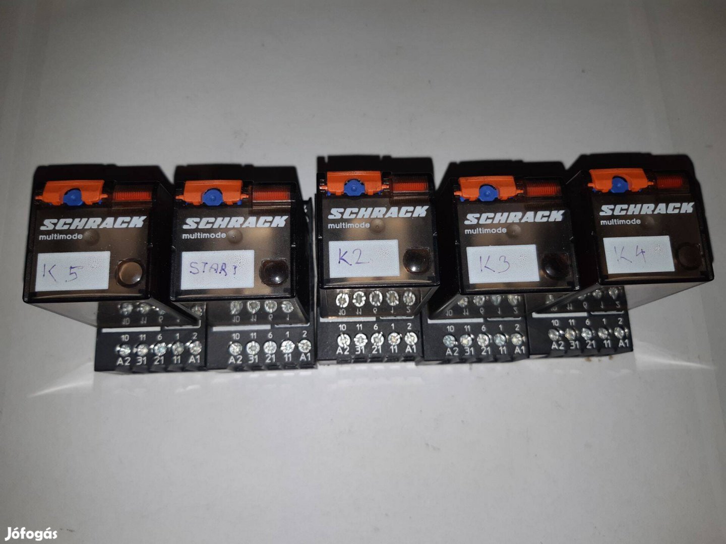 Schrack relé csomag /100