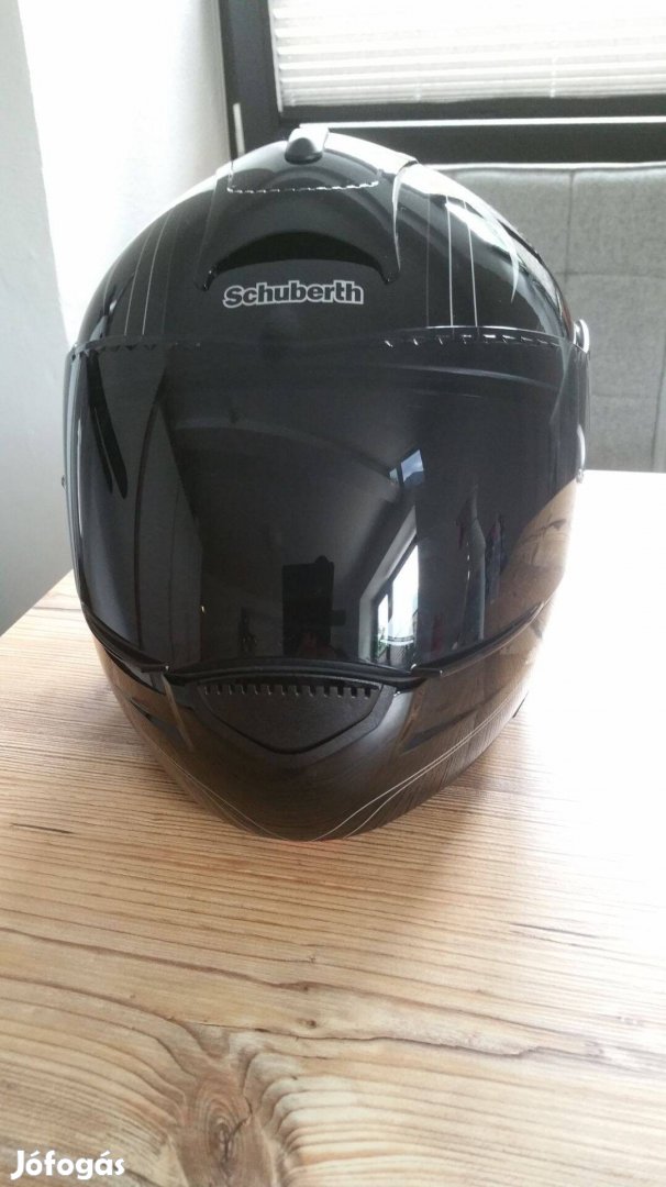 Schuberth C3-as eladó Kommunikációval-Src 52-53as méretben