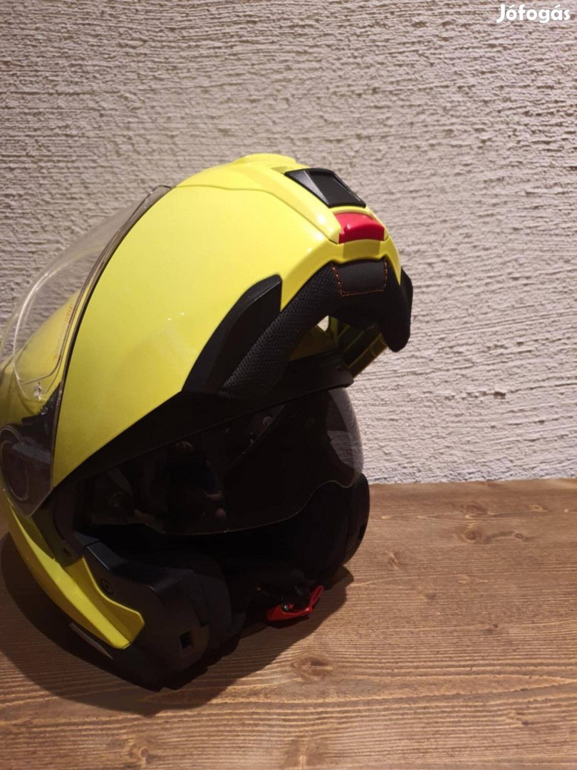 Schuberth C5 57-es M-es eladó