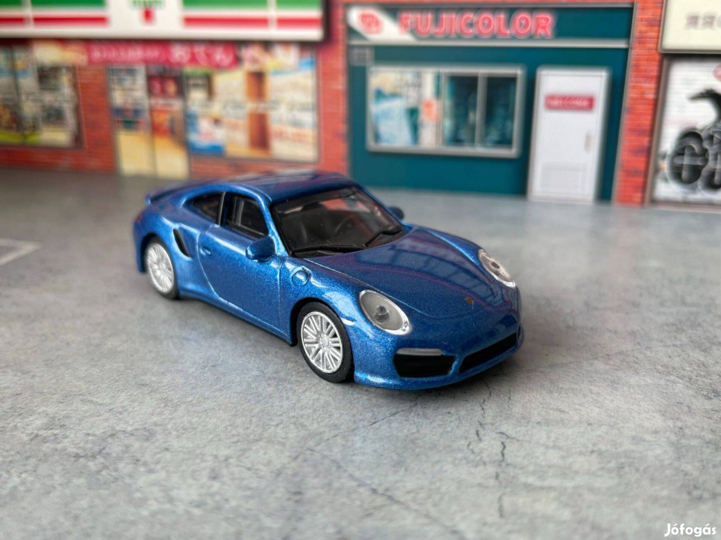 Schuco Porsche 911 Turbo modellautó 1:64 méret