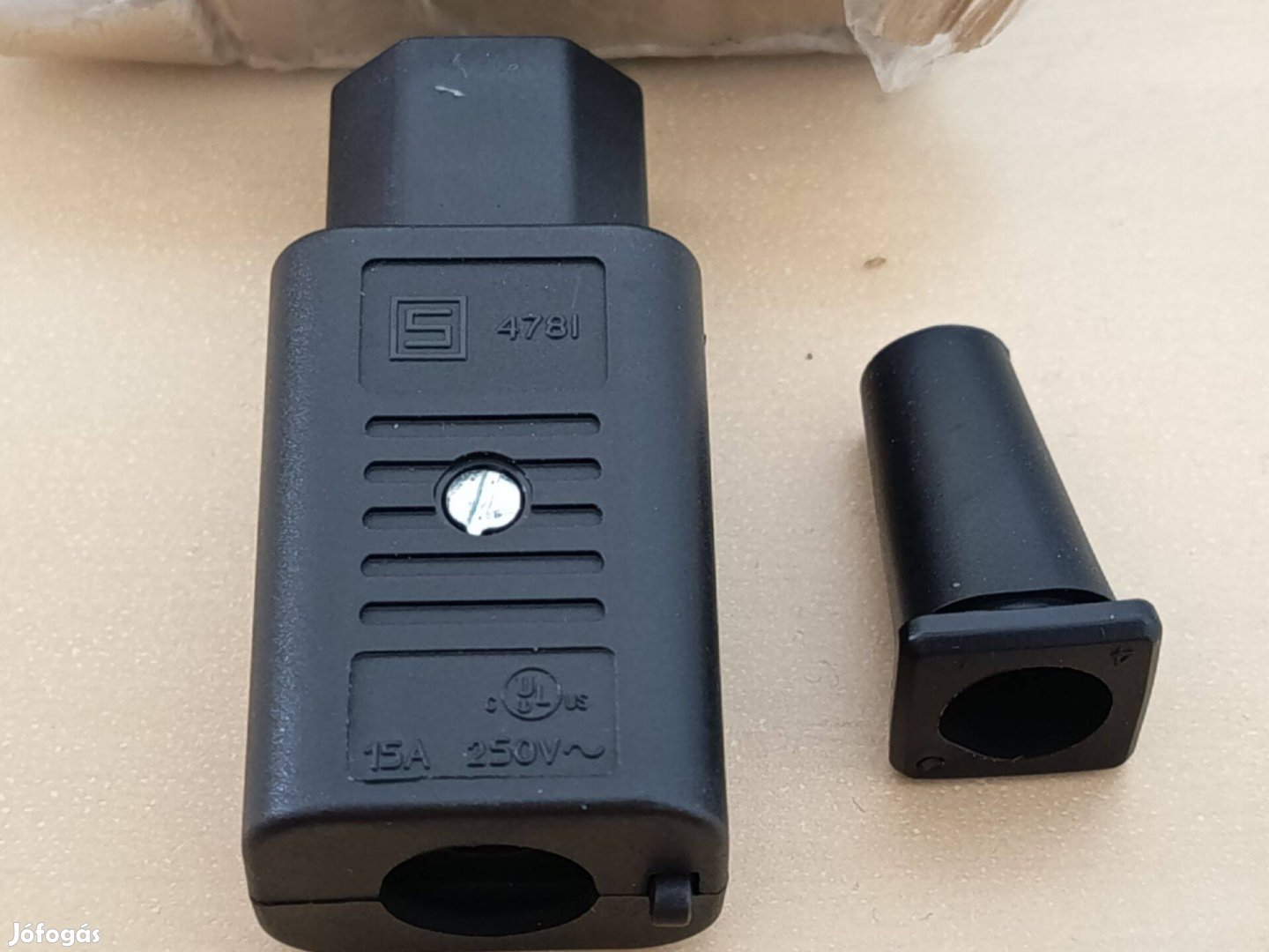 Schurter IEC dugó C15 modell Audio hálózati Power kábel