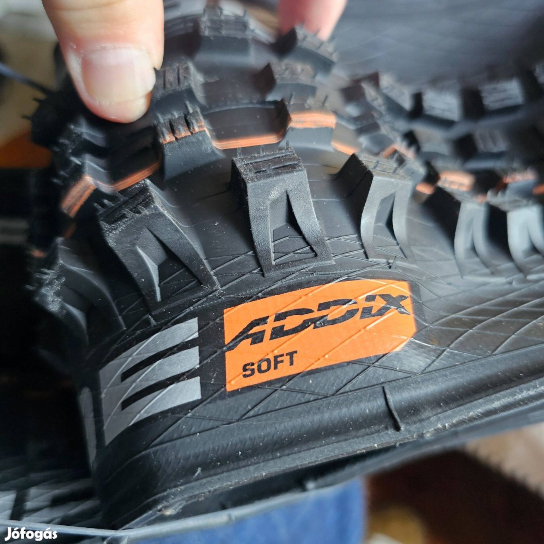 Schwalbe Magic Mary 29x2,40" Evo Super Gravity Addix Soft gumiabroncs,