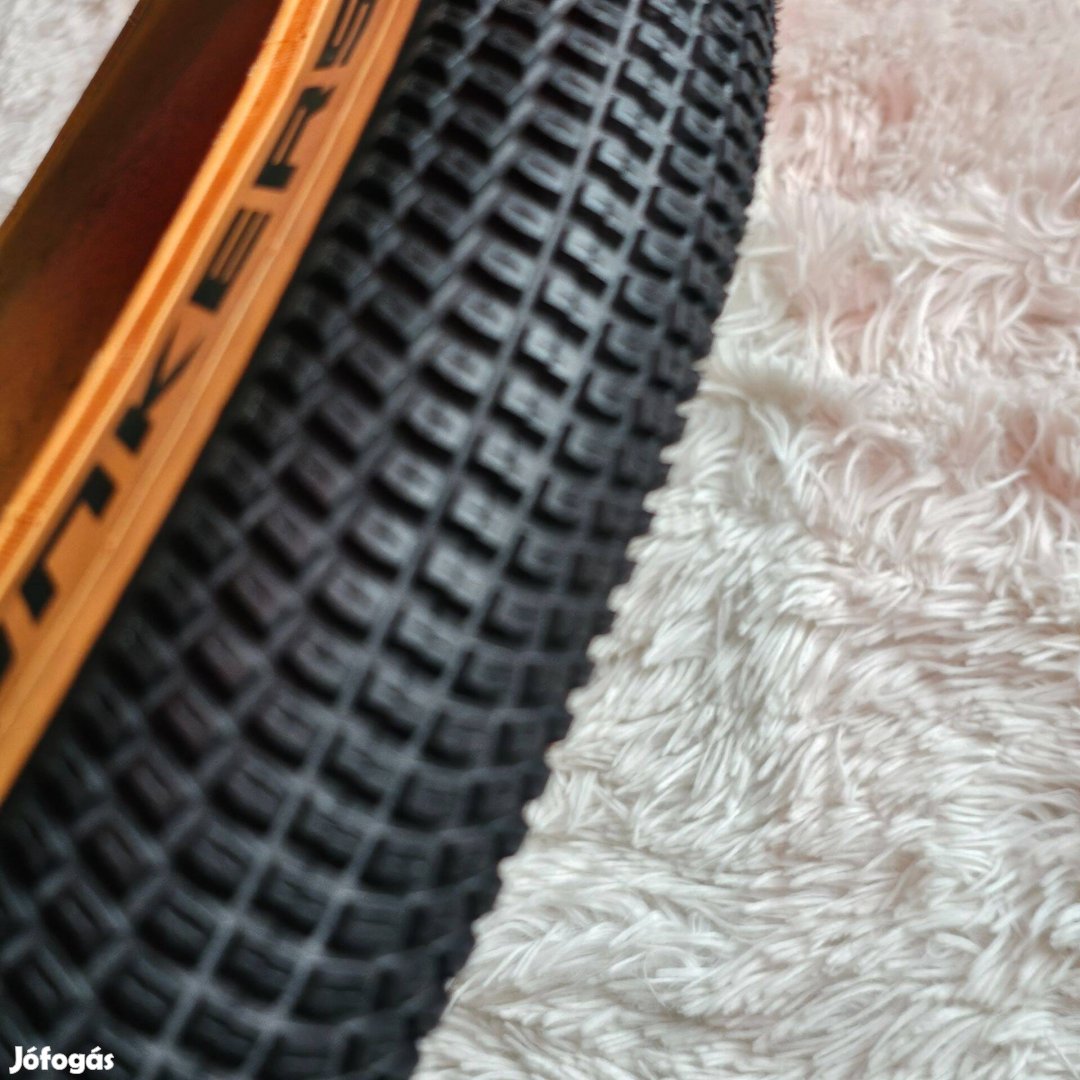 Schwalbe billy Bonkers 20x2.0 gumi 1 db nem pár