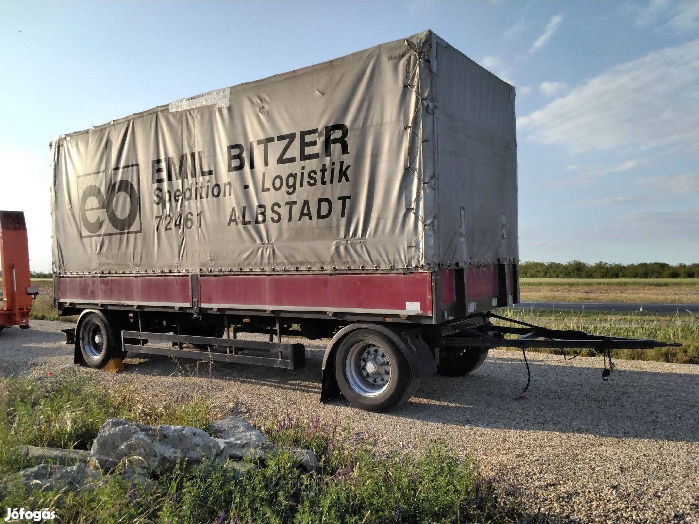 Schwarzmüller Az fix, ponyvás pótkocsi