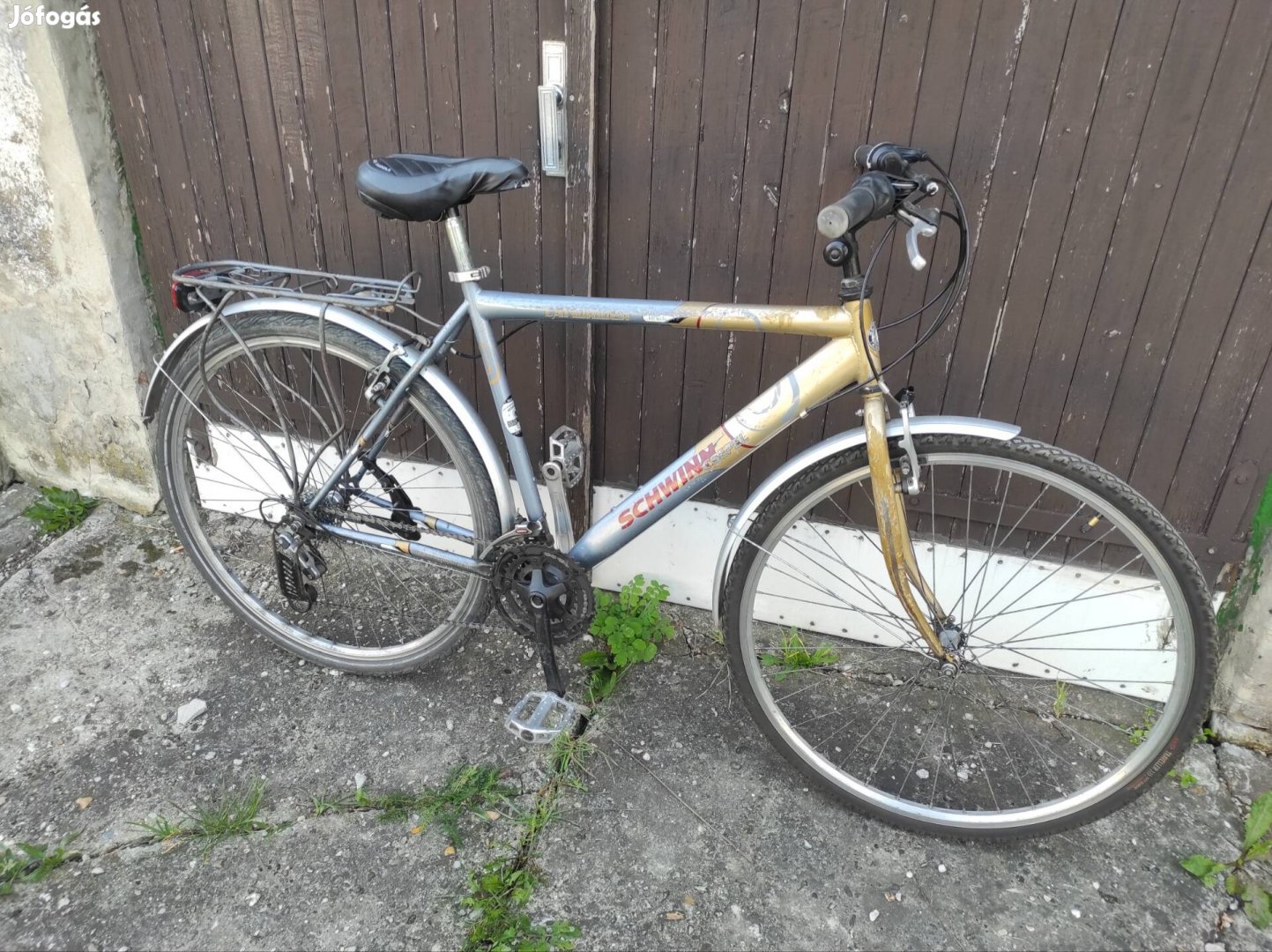 Schwinn Csepel 28-as trekking, 54cmes váz 