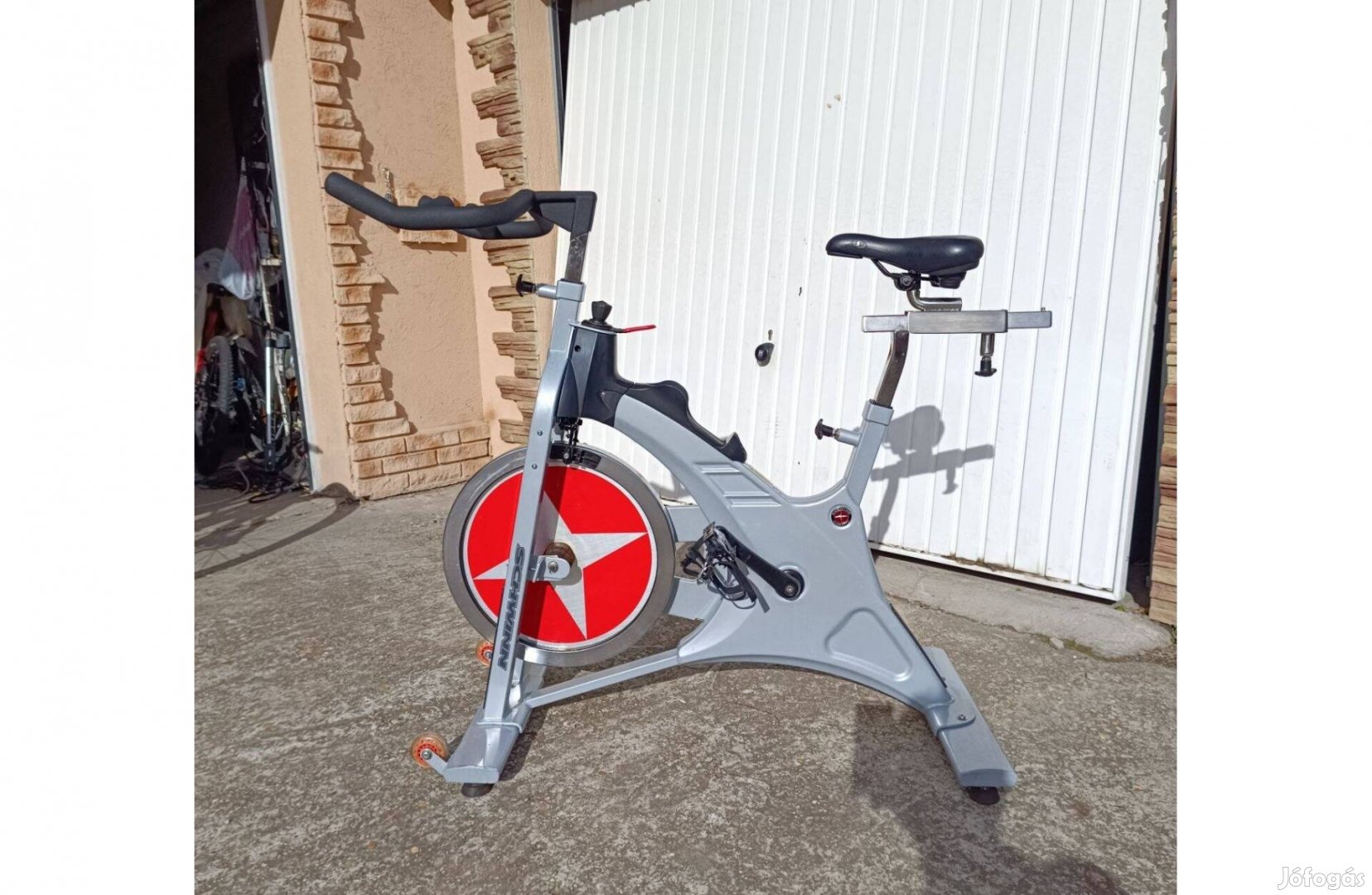Schwinn spinnig szobakerékpár jó állapotban eladó. 16 kg a