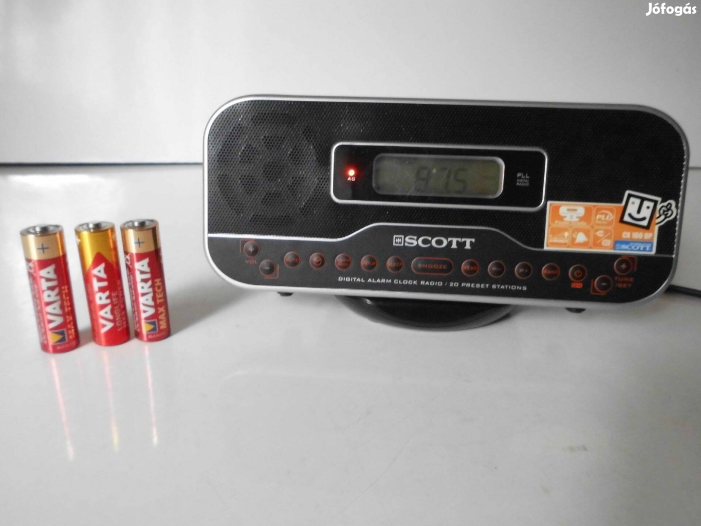 Scott CX 100 hordozható ébresztő órás rádió, elemről is működik