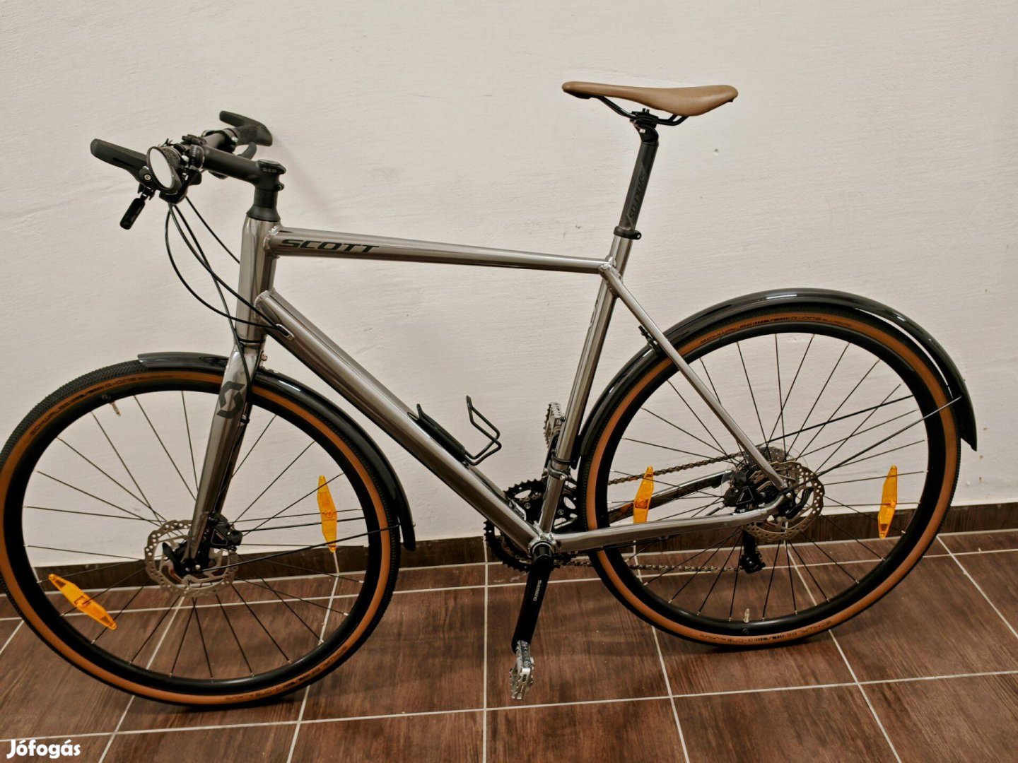 Scott Metrix 30 EQ Fitness kerékpár