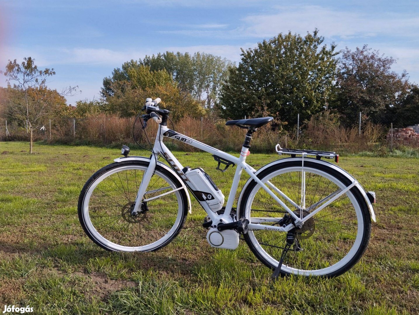 Scott e-bike, 28-as pedelec, trekking eladó