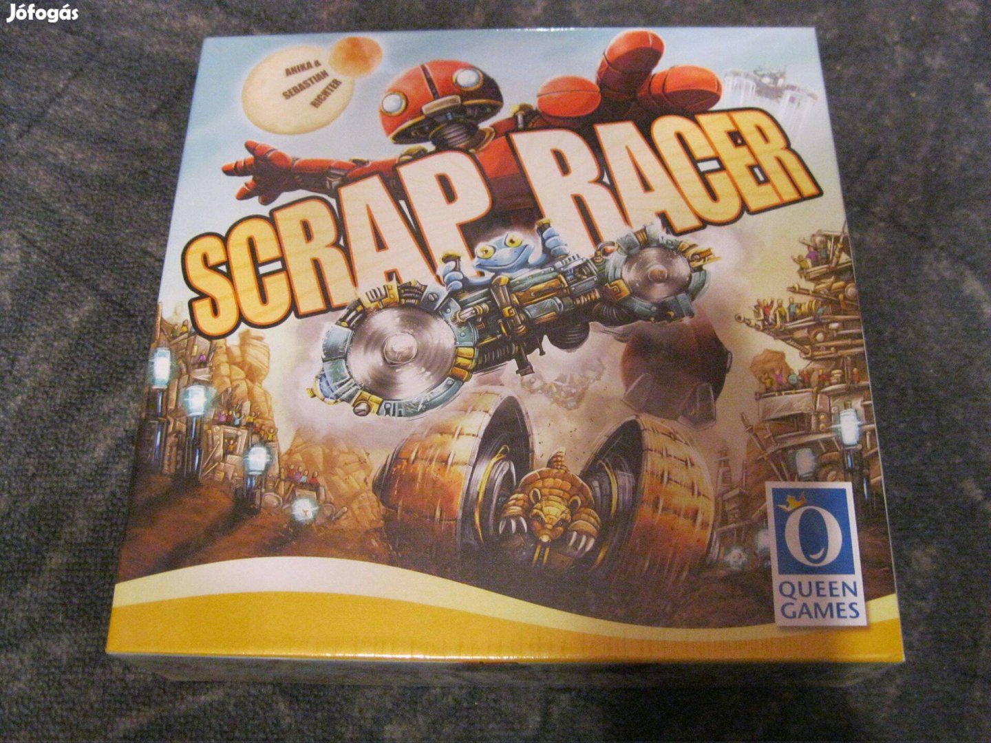 Scrap Racer roncsjárgányok versenye társasjáték