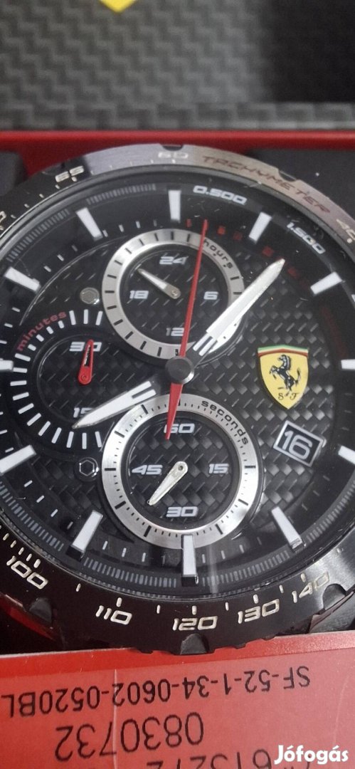 Scuderia Ferrari karóra