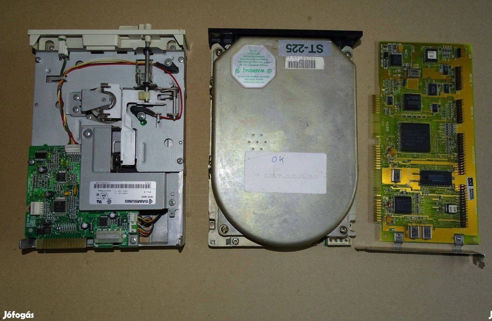 Seagate ST-225 MFM hdd és + Floppy 5.1/4" + WD I/O kártya