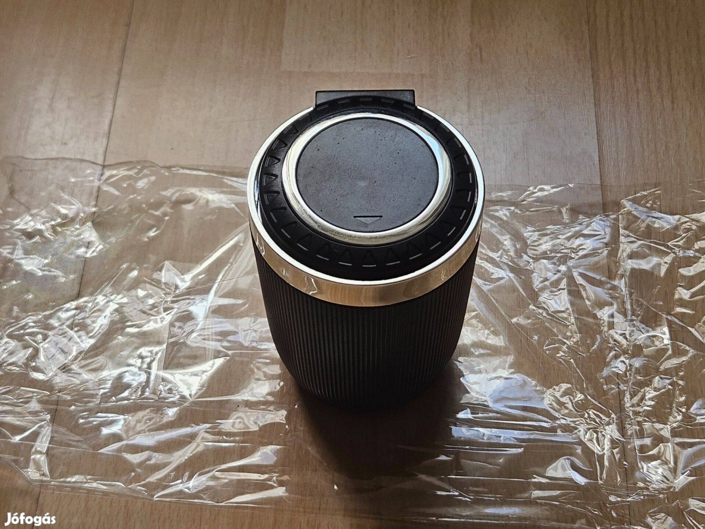 Seametal LED autós hamutartó hamutál popup fedéllel