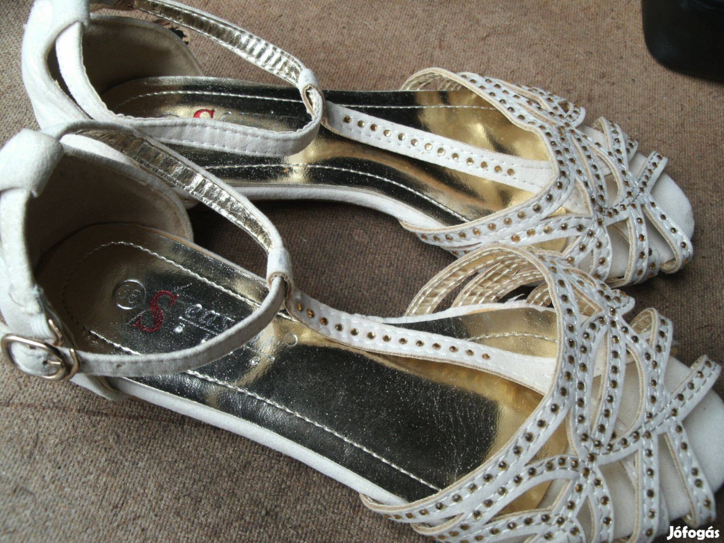 Seastar 36-os Új szandál bézs színben