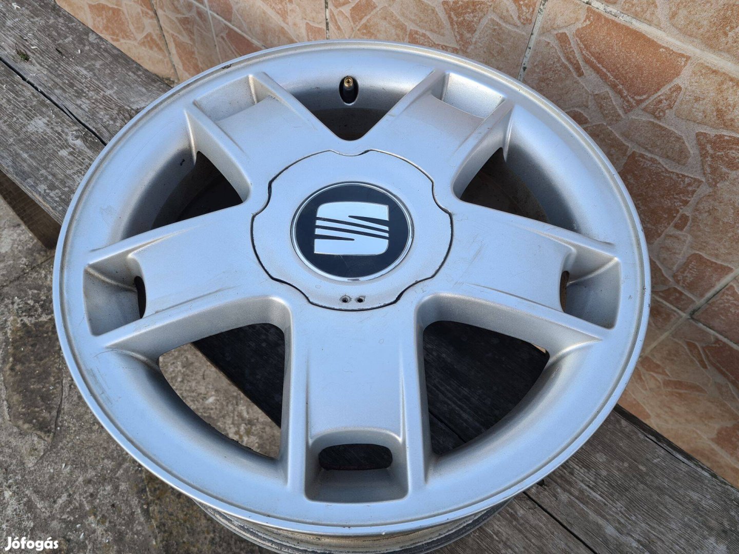 Seat 15" 5x100 alufelni / 4 db /