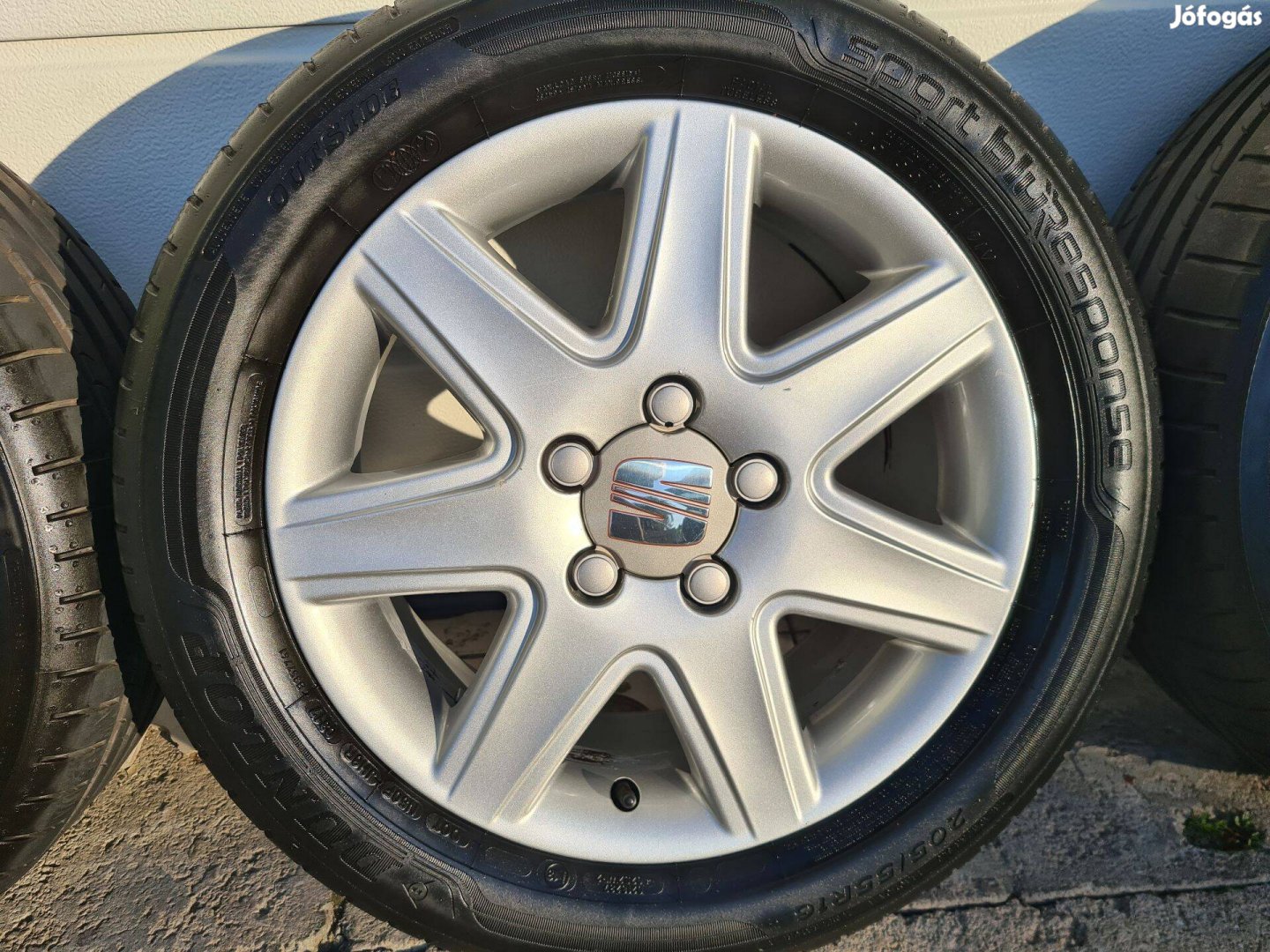 Seat 5x112 16" gyári alufelni gumival