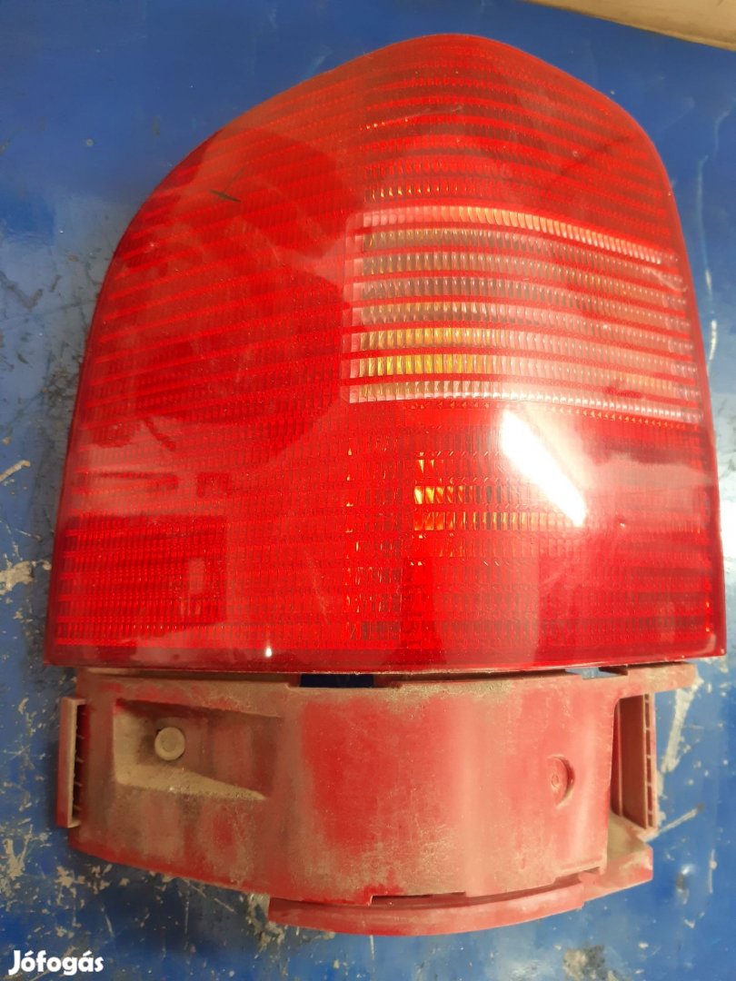 Seat Alhambra II Bal Hátsó Lámpabúra