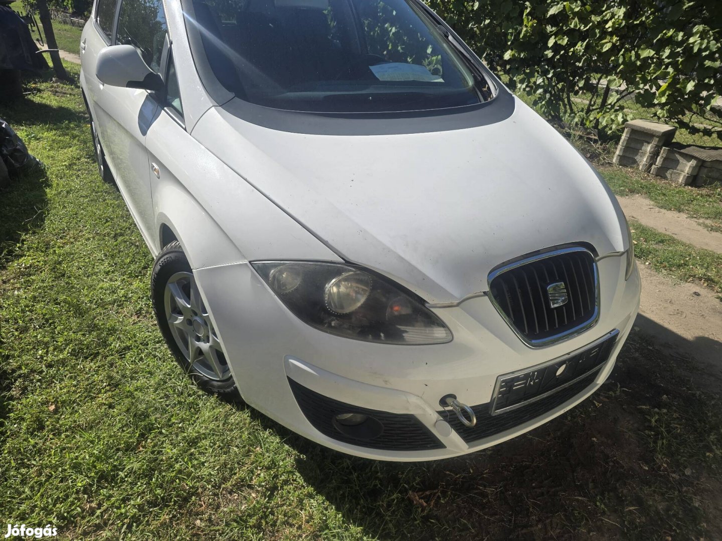 Seat Altea 5P 2011-es 1.6 cr alkatrészei eladók 