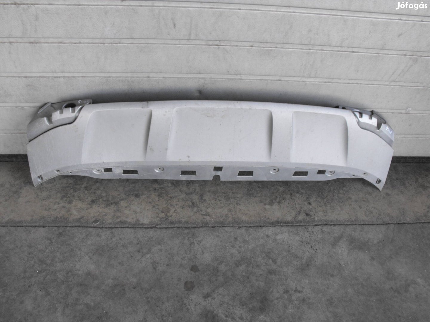 Seat Ateca első lökhárító lökő alja 2016-2020 575 805 903 E