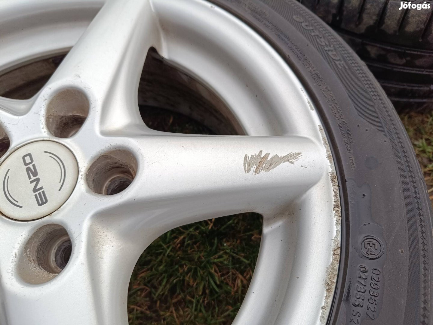 Seat Cordoba 5x100 15" alufelni nyári gumival egyben 