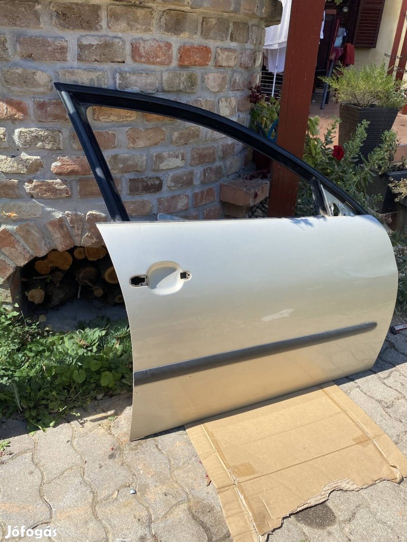 Seat Cordoba 6L jobb első rozsdamentes ajtó 