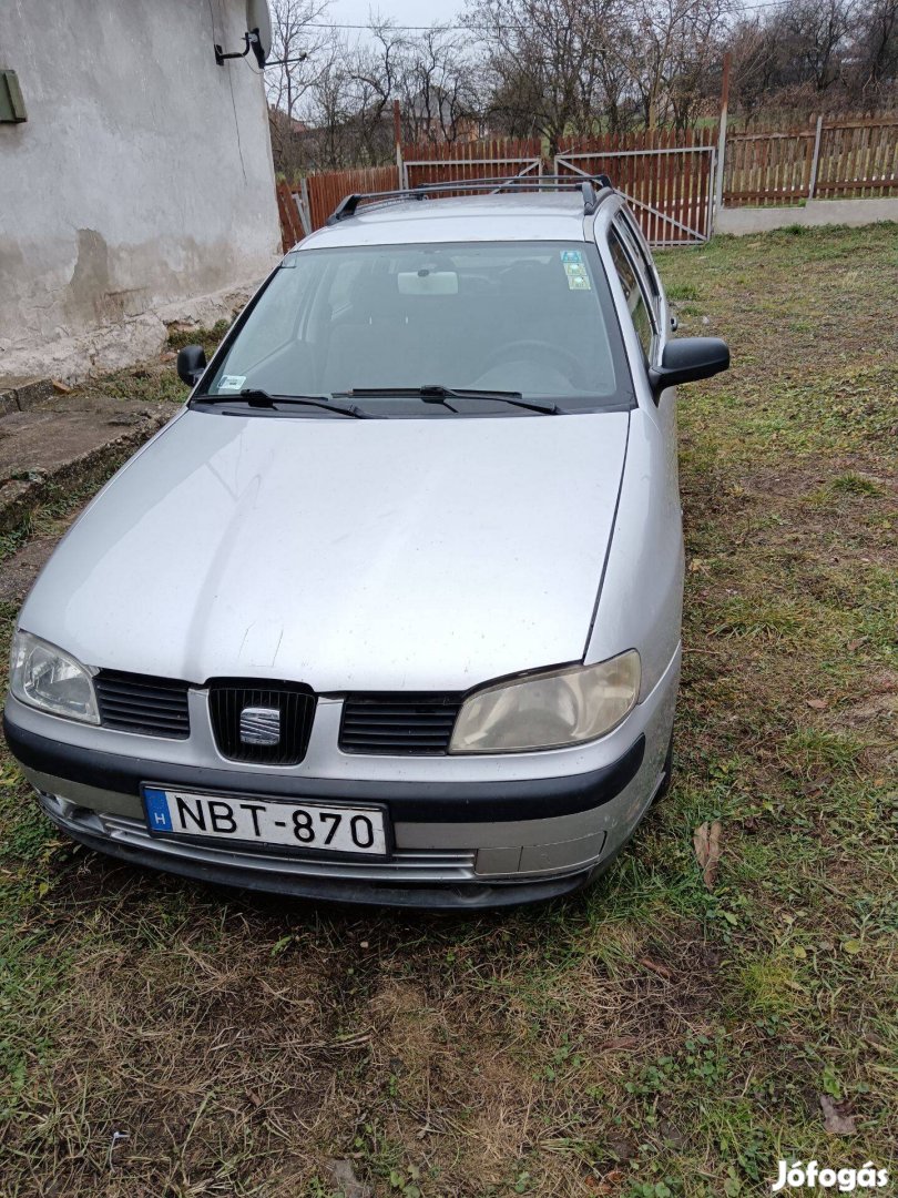 Seat Cordoba személyautó eladó