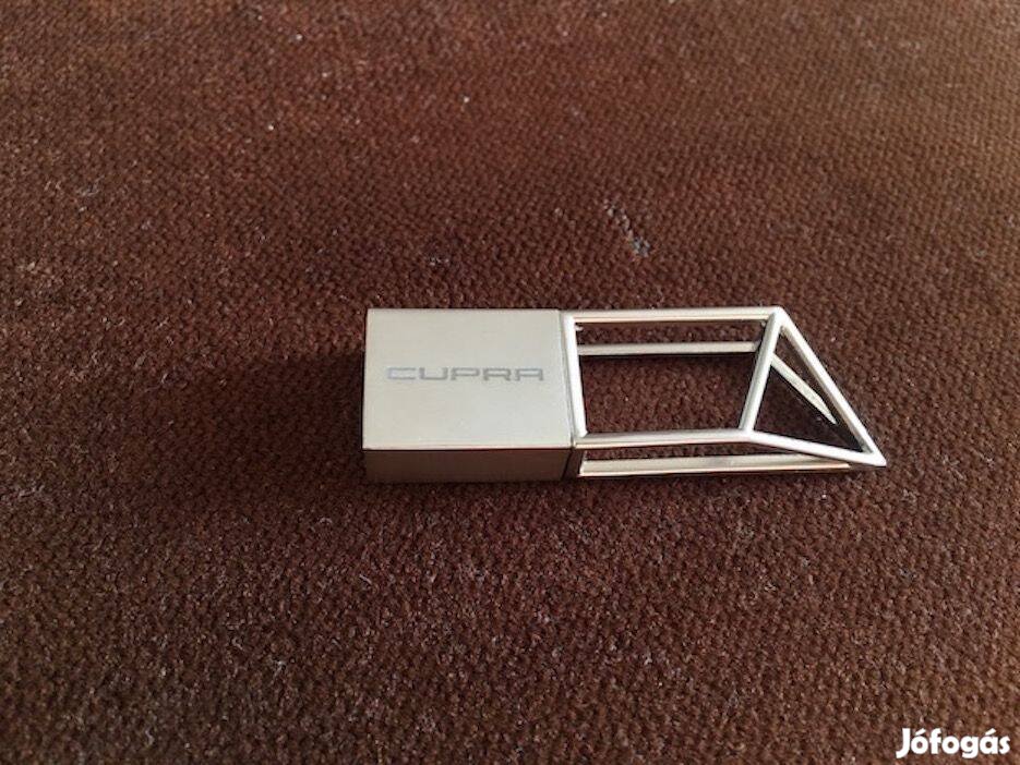 Seat Cupra elegáns, fém design USB pendrive 4 GB