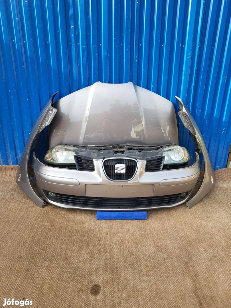 Seat Ibiza 3 III 6L 2002- gyári 6L0807221 első lökhárító sérülésmentes