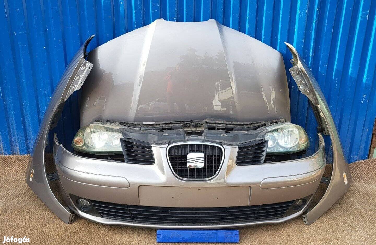 Seat Ibiza 3 III 6L 2002- gyári motorháztető sérülésmentes