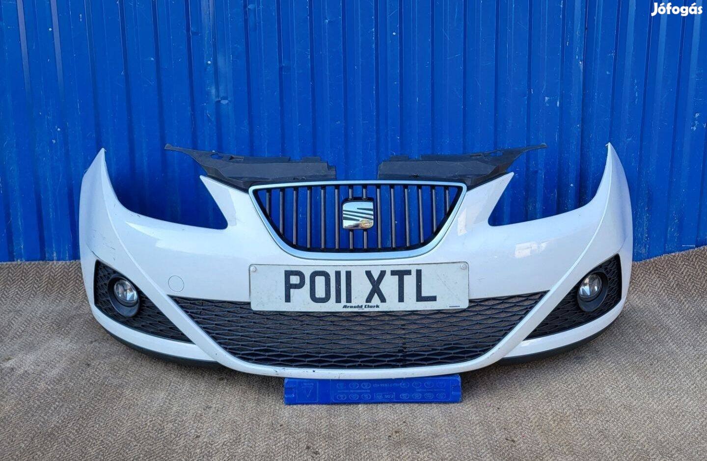 Seat Ibiza 4 IV 6J 2008- gyári 6J0807221 első lökhárító fehér