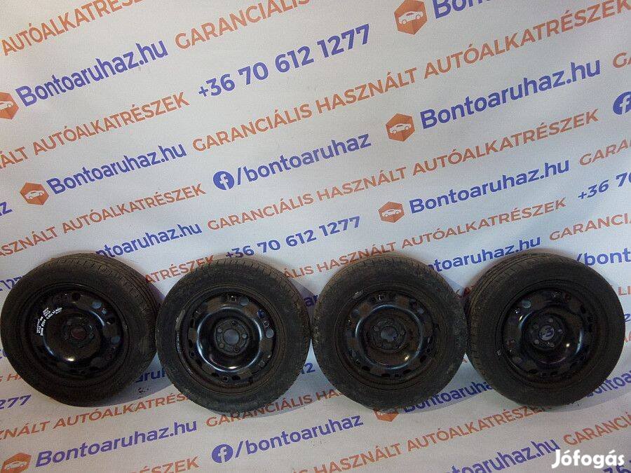 Seat Ibiza Eladó 5x100 15&quot; 4db Új acélfelni Gumi nélkül