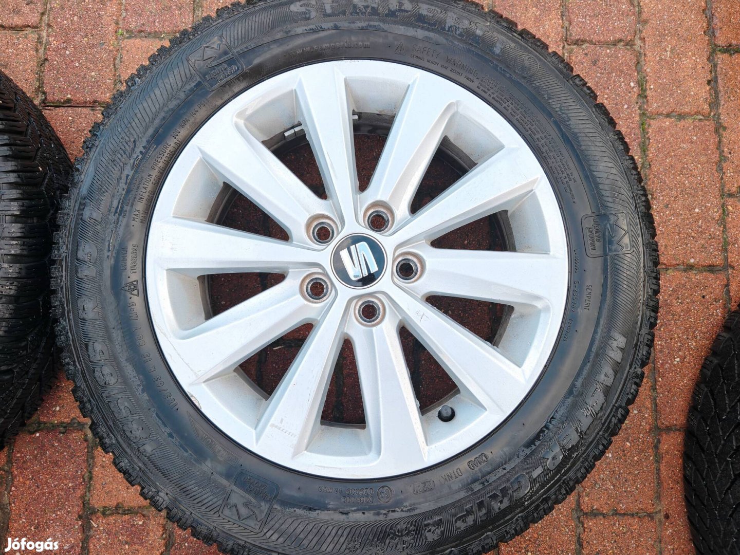 Seat Ibiza gyári 15col alufelni 185/65r15 téli 