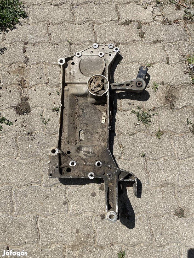 Seat Leon 1p első bölcső 1k0199369F