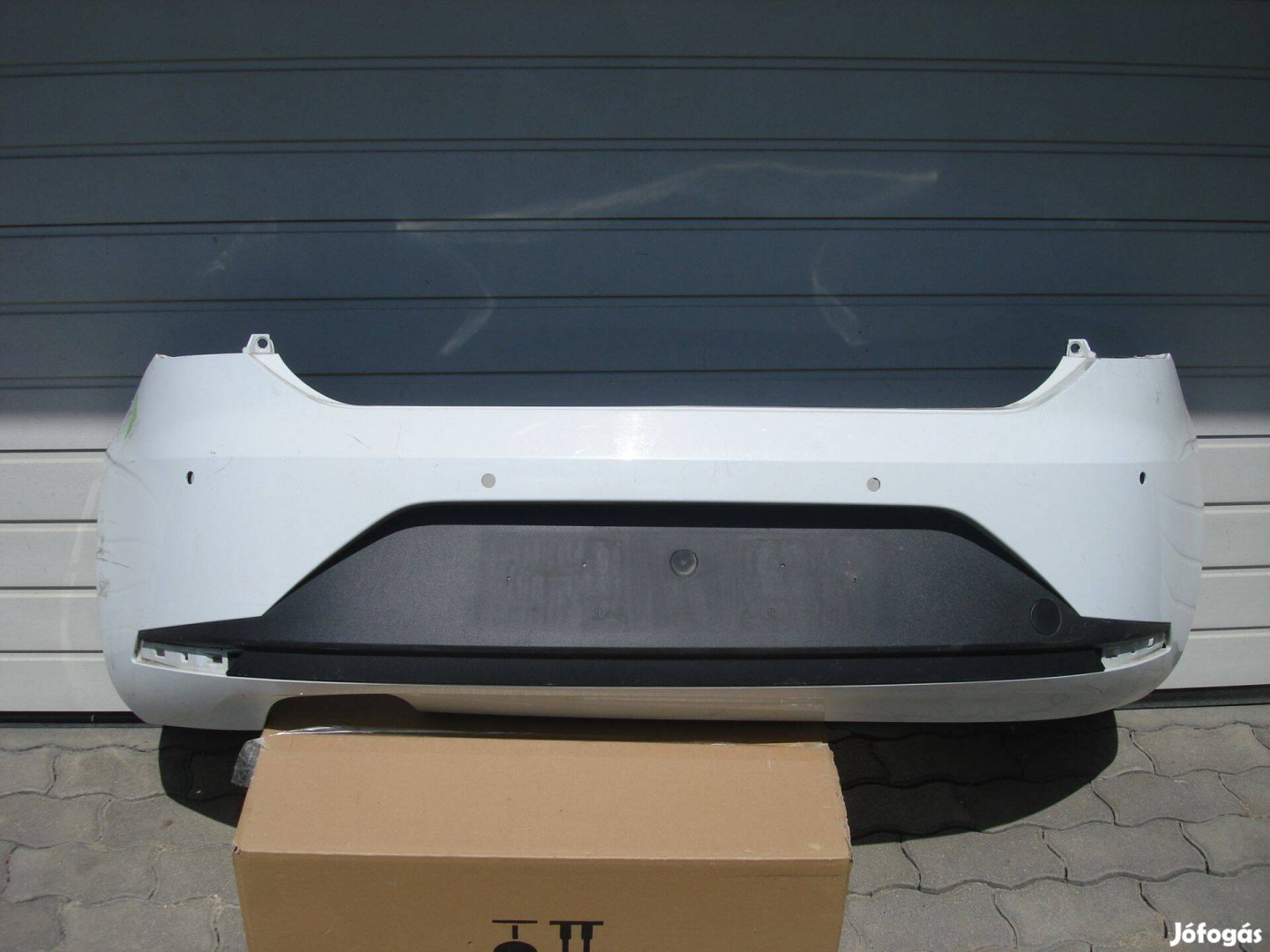 Seat Leon 5F FR radaros hátsó lökhárító 5F0807421 2012-től