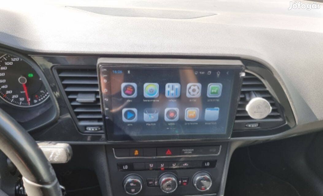 Seat Leon Carplay Multimédia Android GPS Rádió Tolatókamerával