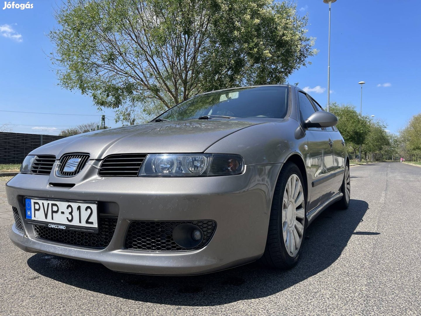 Seat Leon Ferdehátú