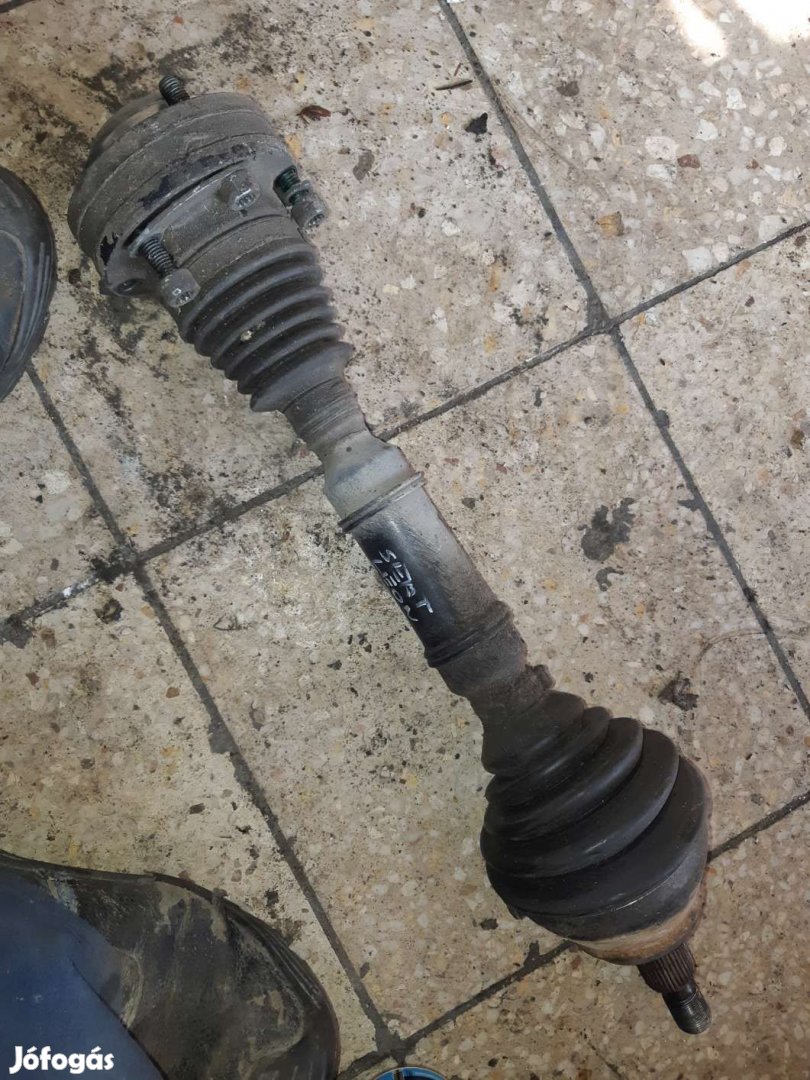 Seat Leon Jobb Első Féltengely