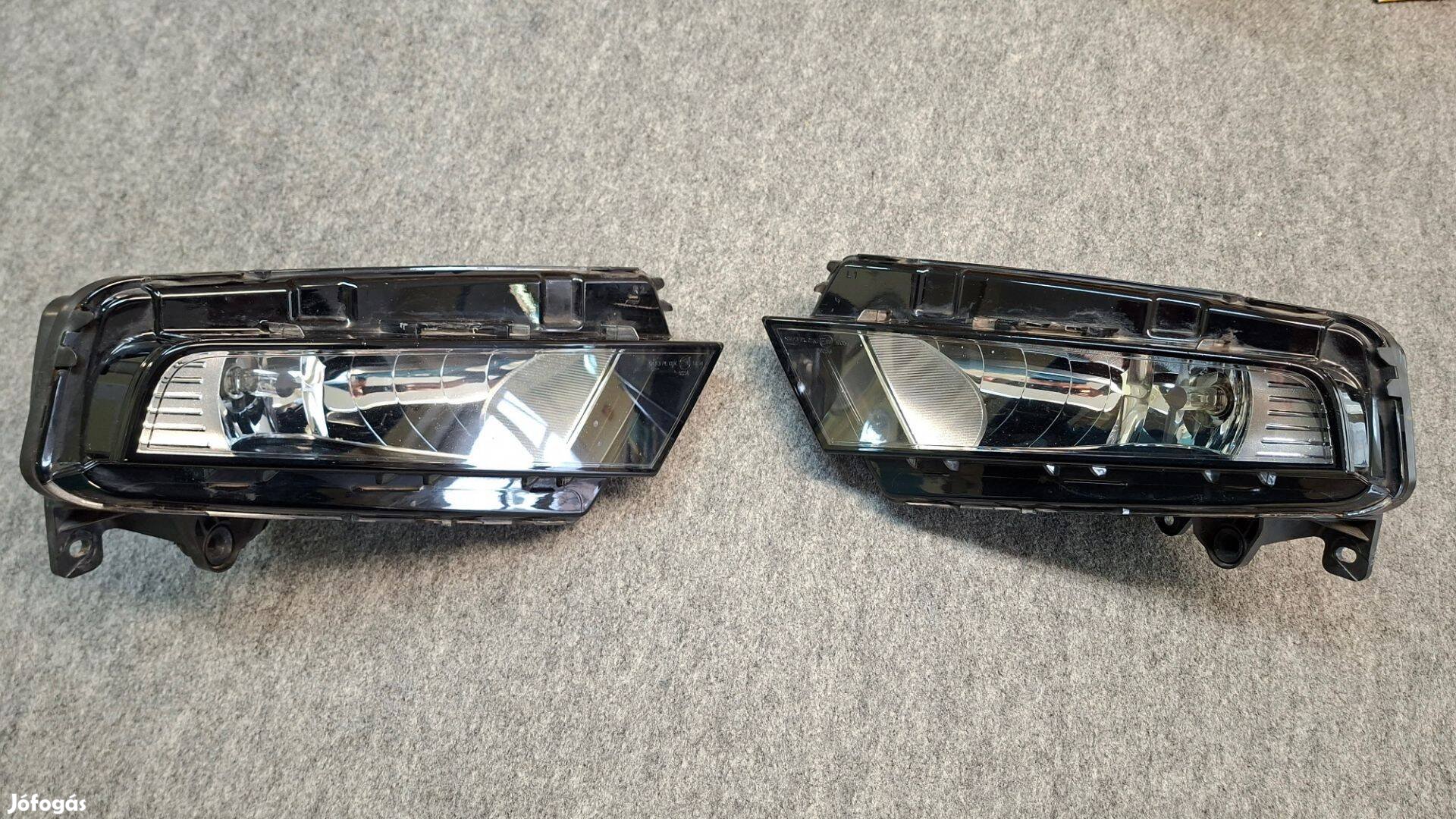 Seat Leon gyári ködlámpa eladó!