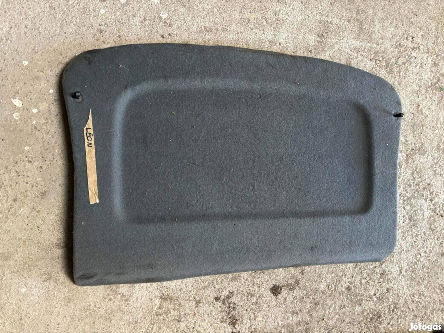 Seat Leon kalaptartó