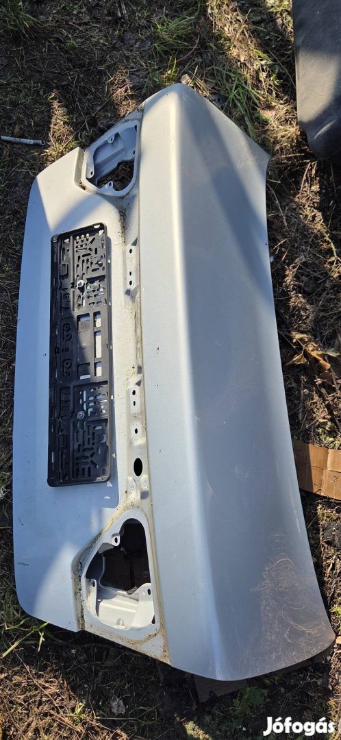 Seat Toledo 1m csomagtérajtó