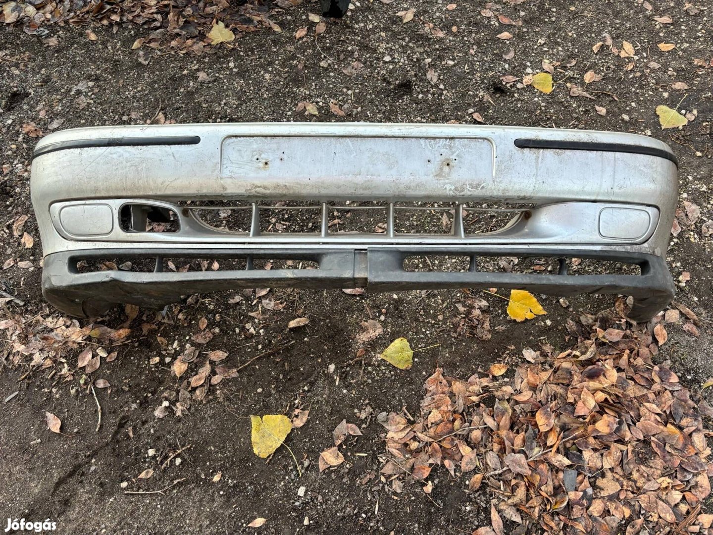 Seat Toledo első lökhárító 
