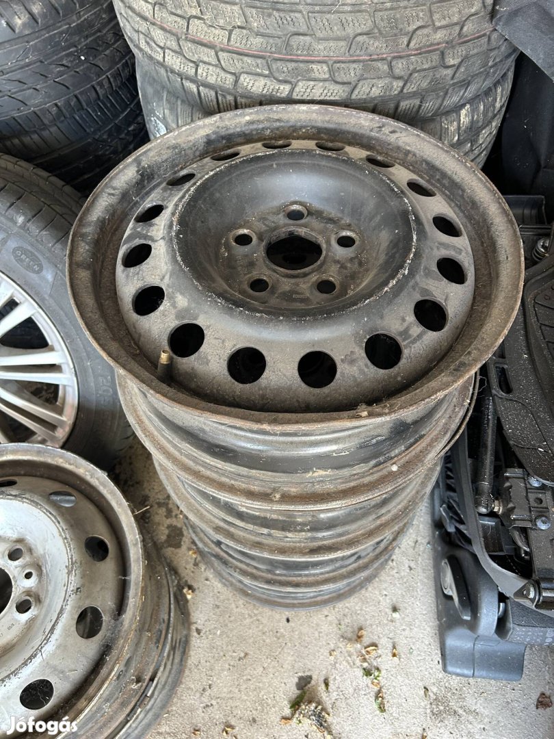 Seat VW 16" acélfelni 