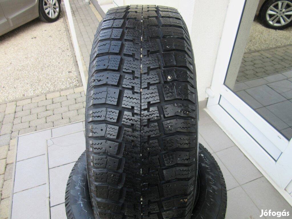 Seat VW acélfelni 195/65 R15 Pirelli téli gumival eladó
