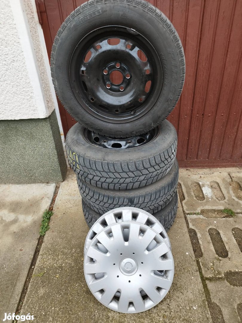 Seat, Skoda, WV.lemezfelni használható téli gumival eladó 