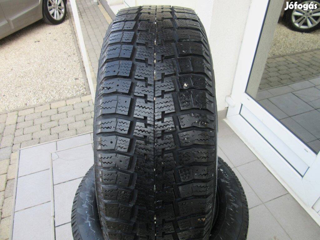 Seat acélfelni 195/65 R15 Dunlop téli gumival eladó