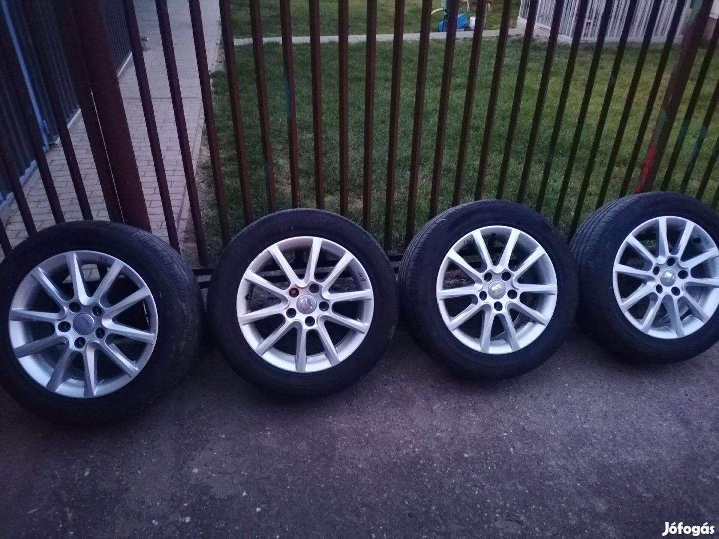 Seat alufelni 5x112 R16