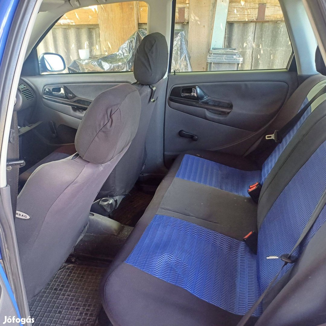 Seat cordoba 2000 1.4 mpi, sérült autó napi használatból ,egyben eladó
