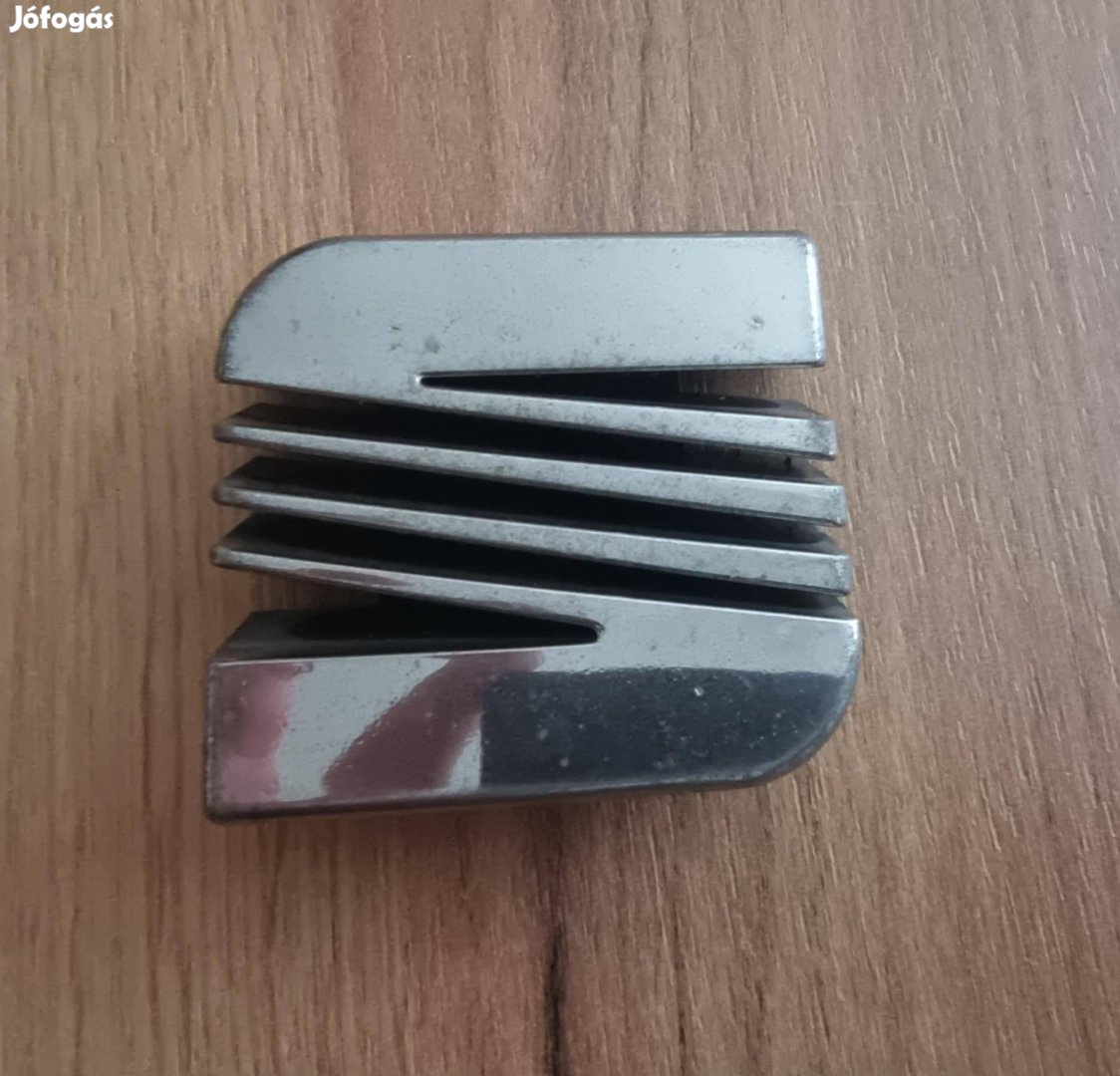 Seat embléma