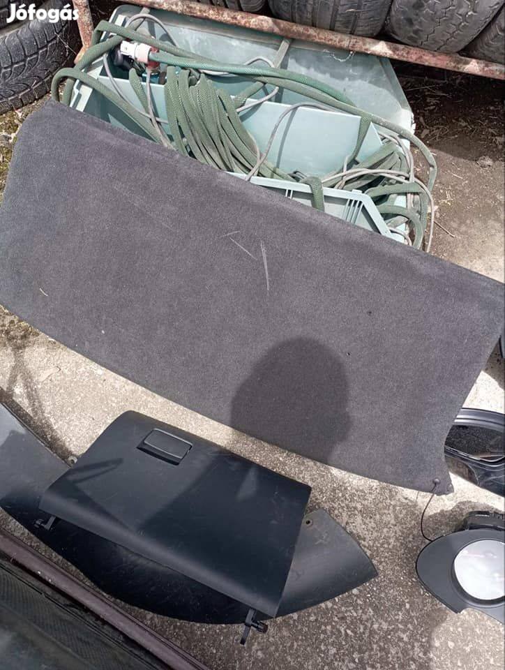 Seat ibiza 6l 2003- 3ajtós kalaptartó